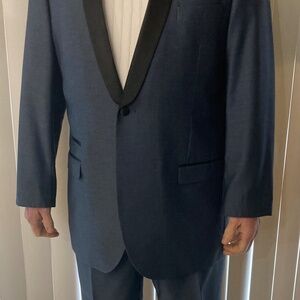 Blue Shawl Collar Two Piece Tuxedo Zonettie 46R